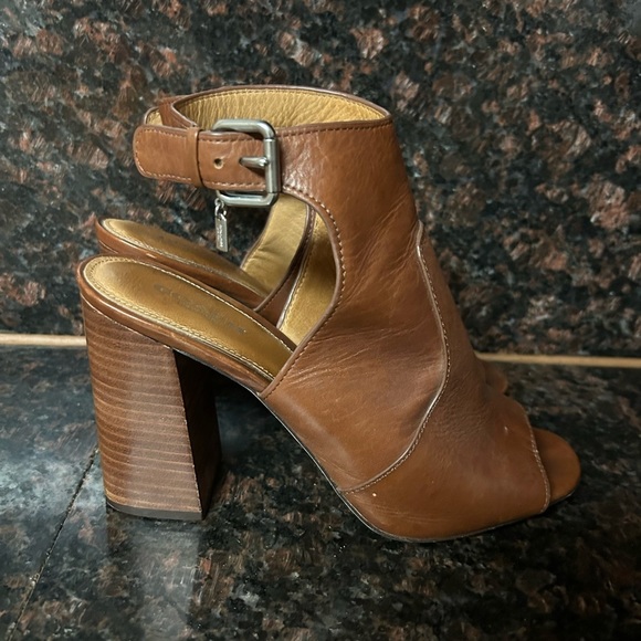 Coach Chunky Heel Brown Leather Ankle Strap Sandals Size 8.5 - Picture 1 of 12